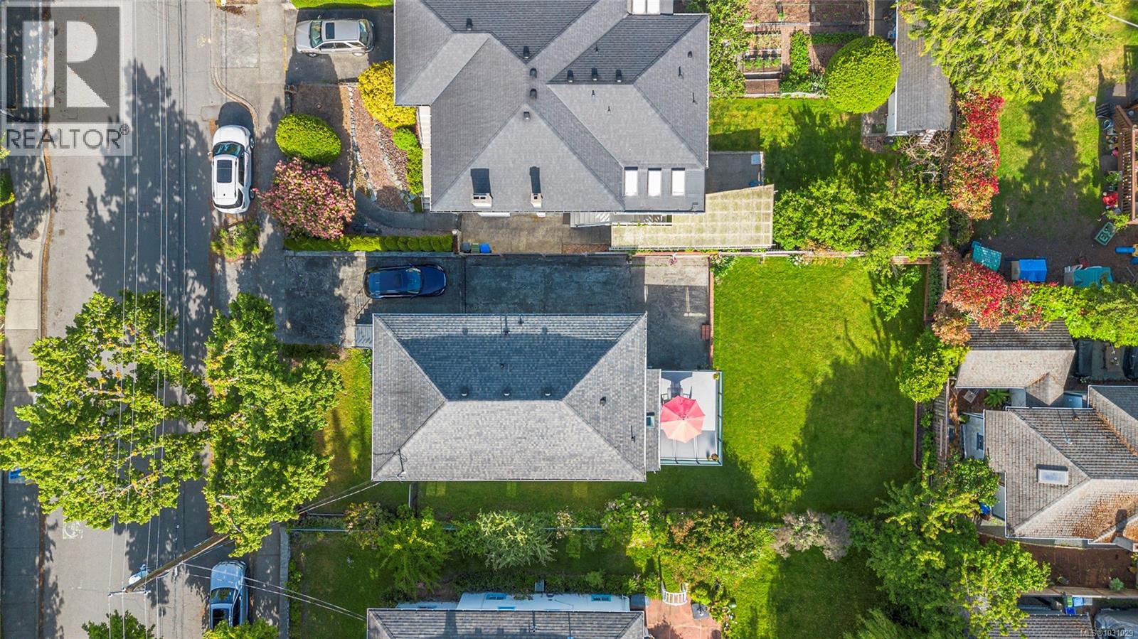  2065 Goldsmith Street, Oak Bay