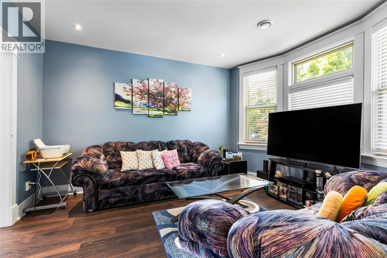  2065 Goldsmith Street, Oak Bay