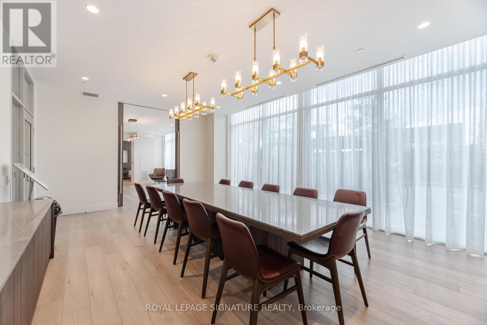 #208 1787 ST CLAIR AVENUE W - 16