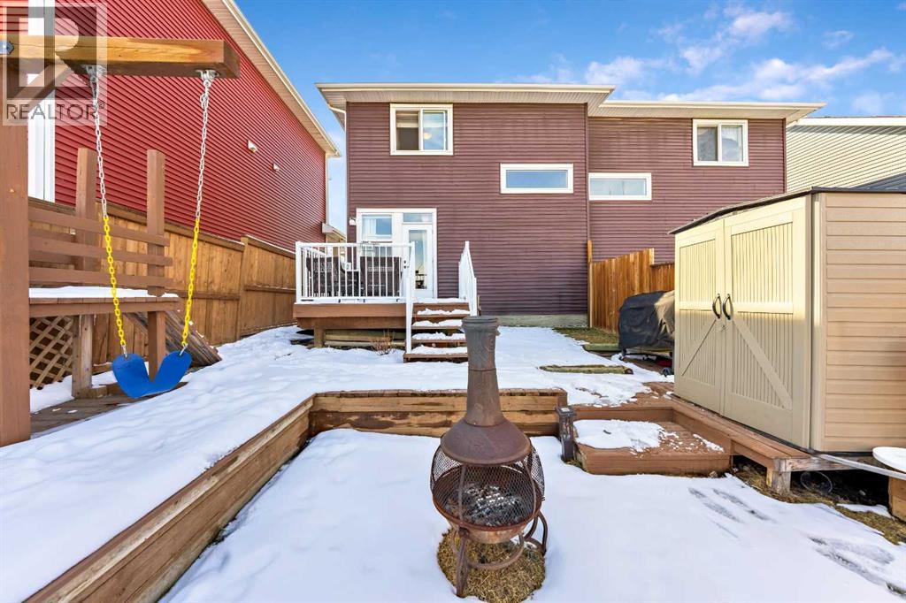 522 River Heights Crescent, Cochrane