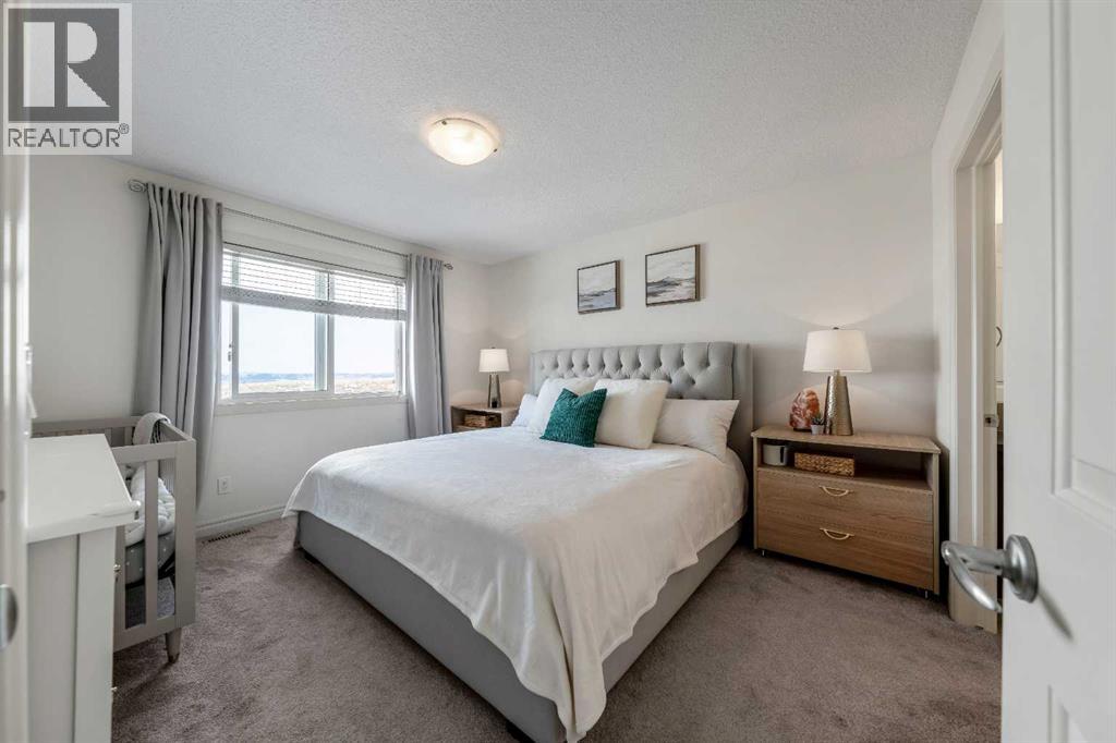 522 River Heights Crescent, Cochrane