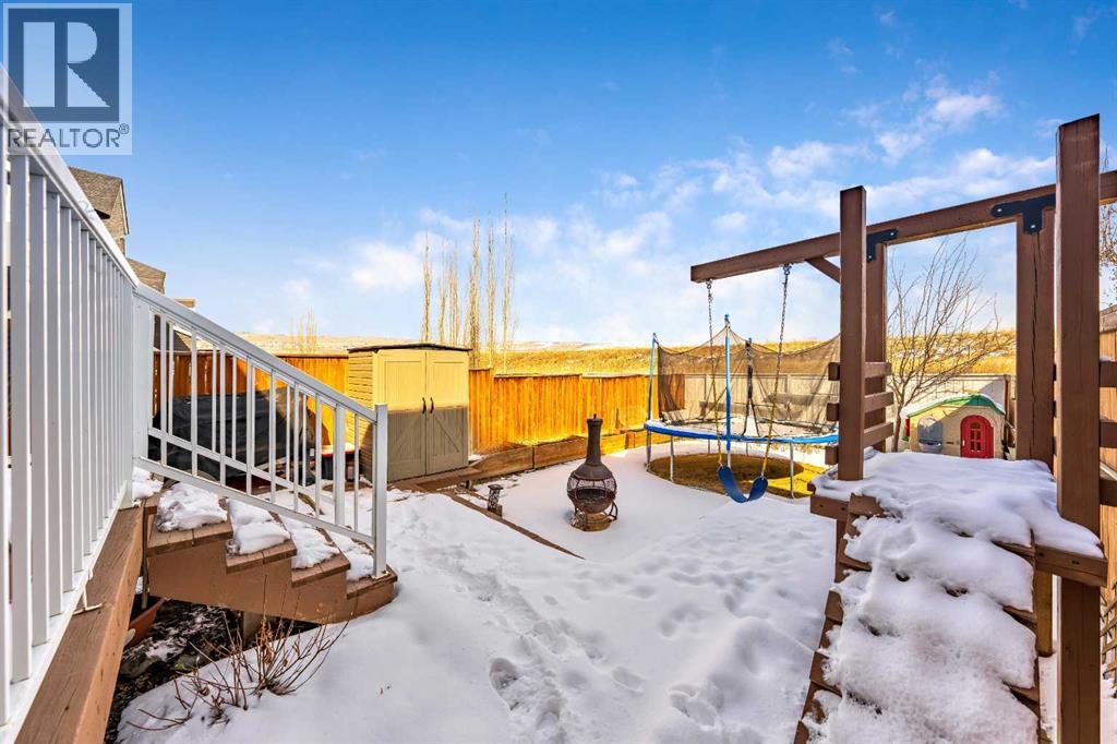 522 River Heights Crescent, Cochrane