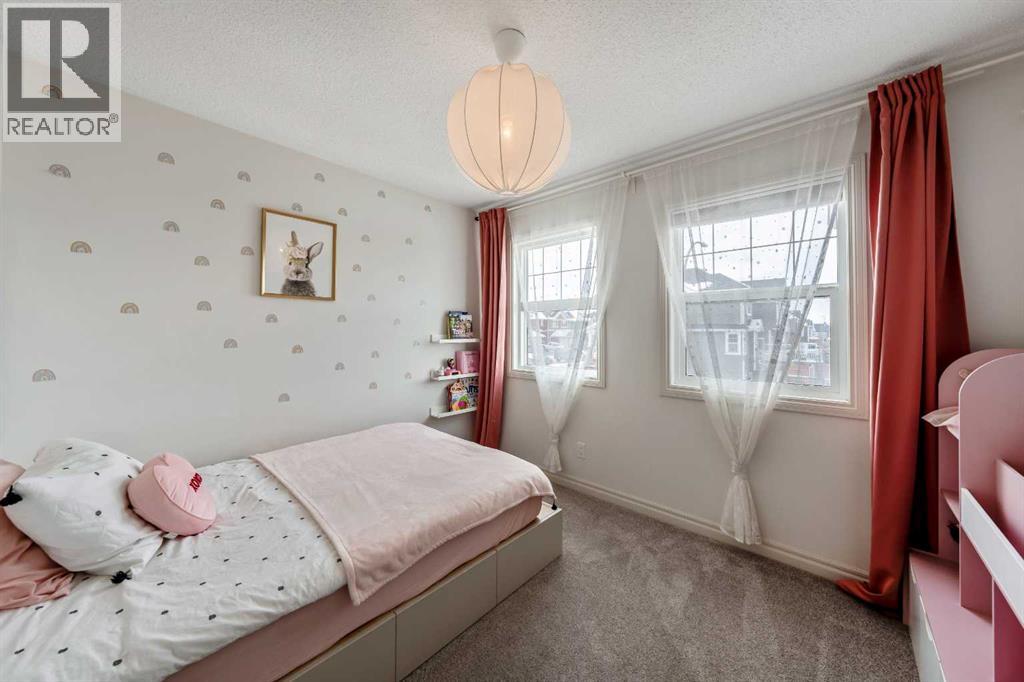 522 River Heights Crescent, Cochrane