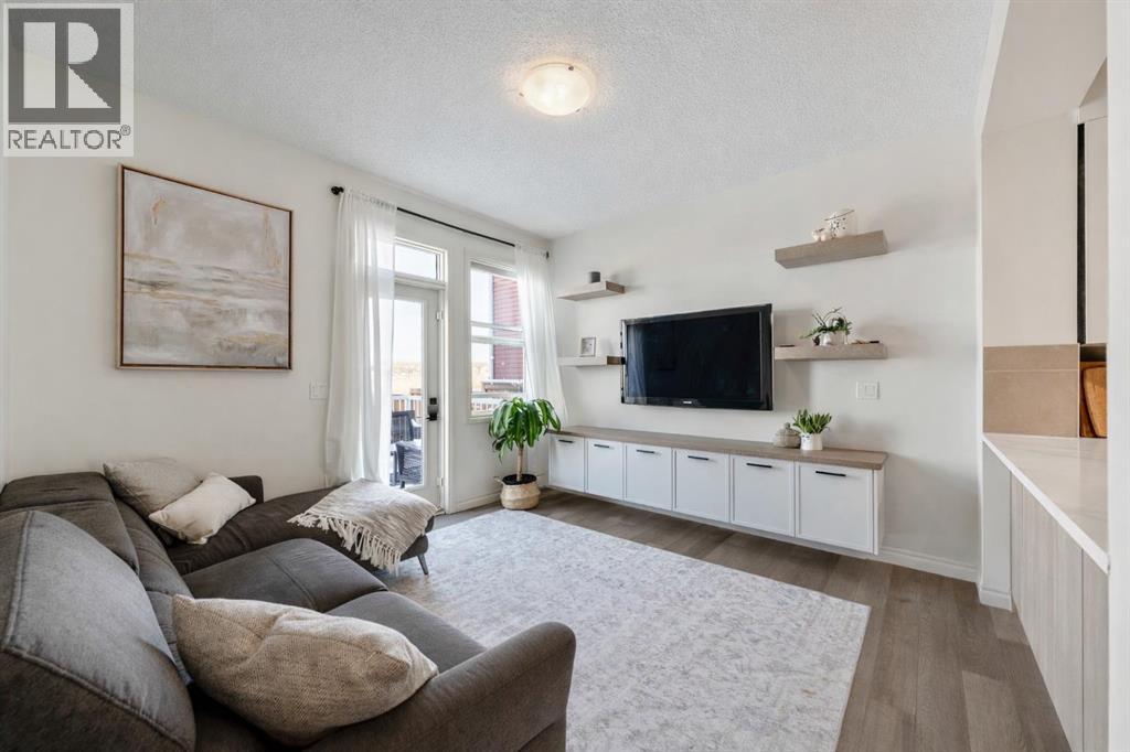 522 River Heights Crescent, Cochrane