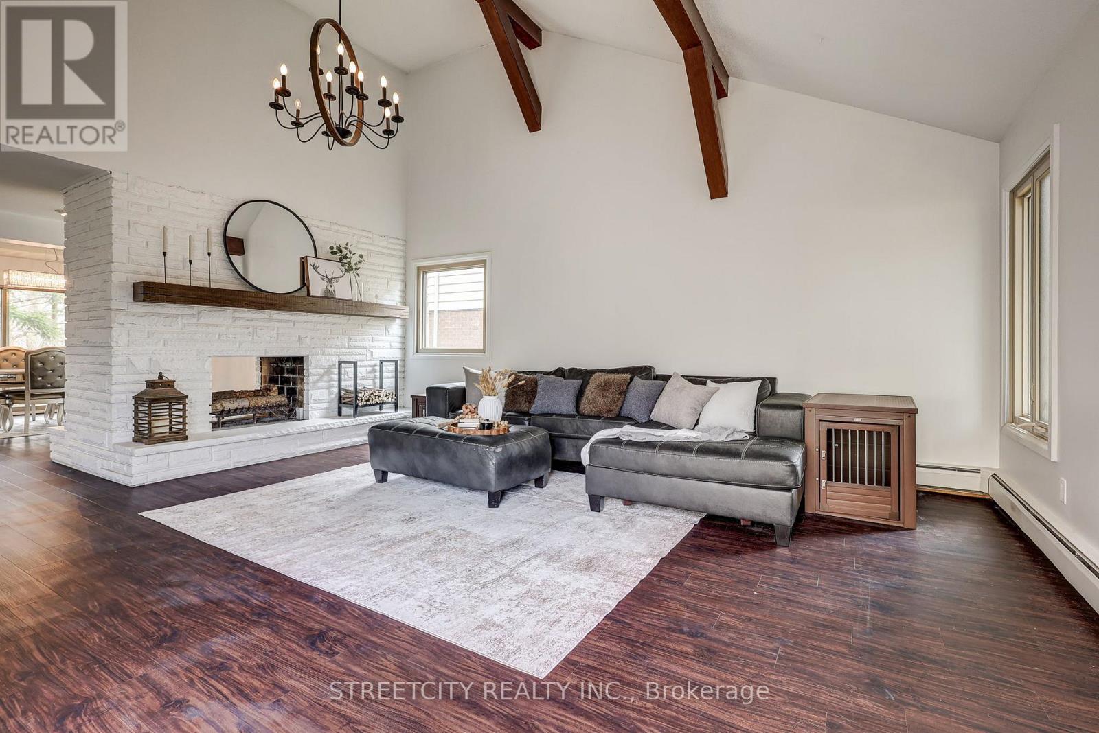 4-bedroom home for sale at 7 THISTLE COURT, Tillsonburg ON · photo 21 of 51