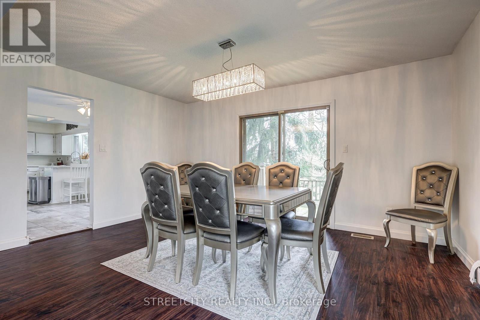 4-bedroom home for sale at 7 THISTLE COURT, Tillsonburg ON · photo 25 of 51