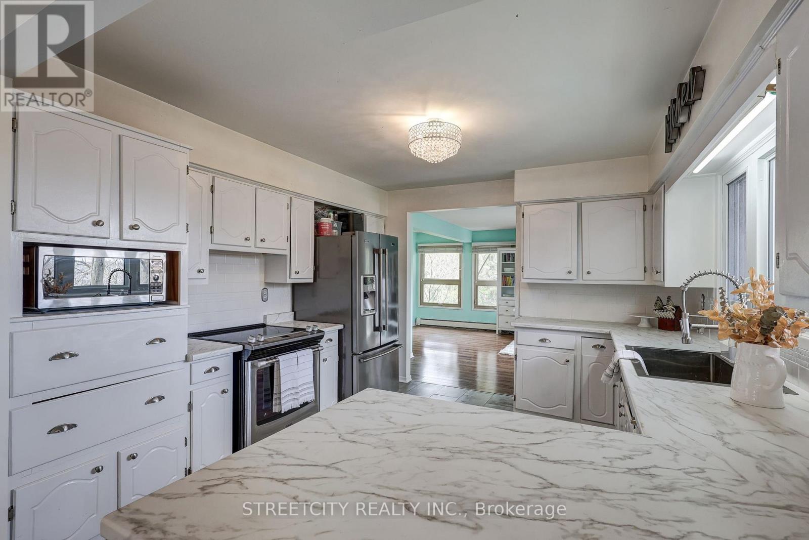 4-bedroom home for sale at 7 THISTLE COURT, Tillsonburg ON · photo 29 of 51