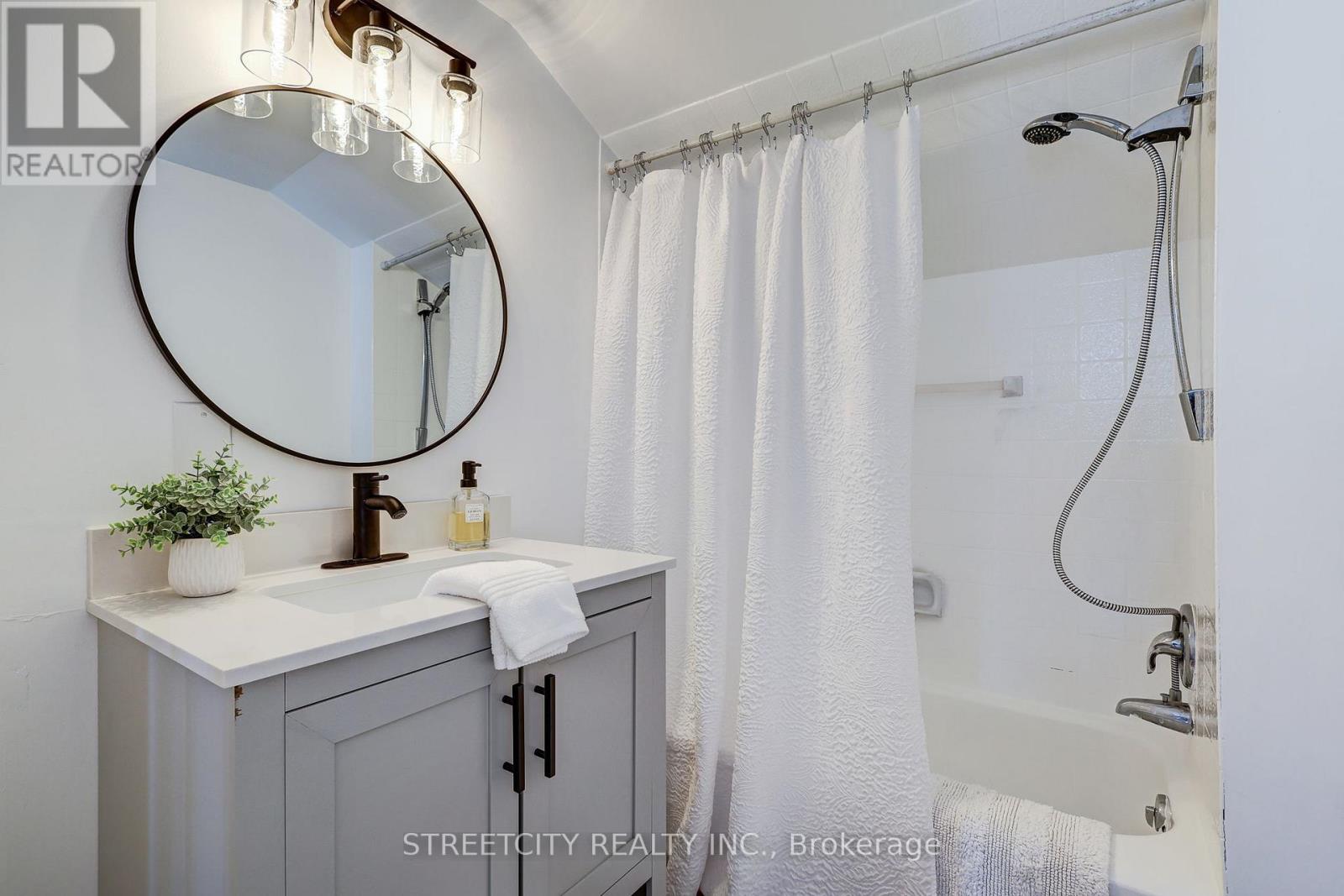 4-bedroom home for sale at 7 THISTLE COURT, Tillsonburg ON · photo 47 of 51