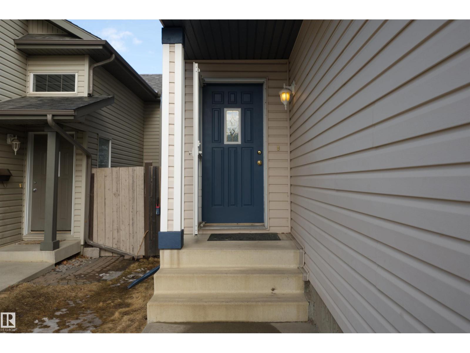 145 CROCUS CR - 2