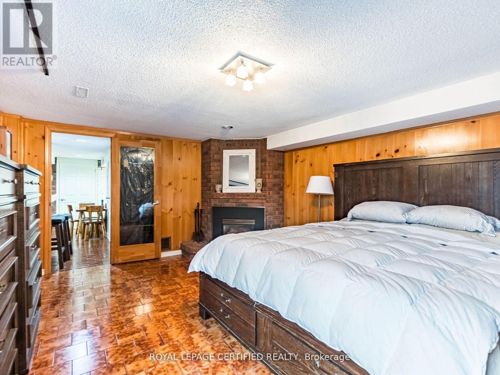 7497 MIDDLESHIRE DRIVE — photo 38