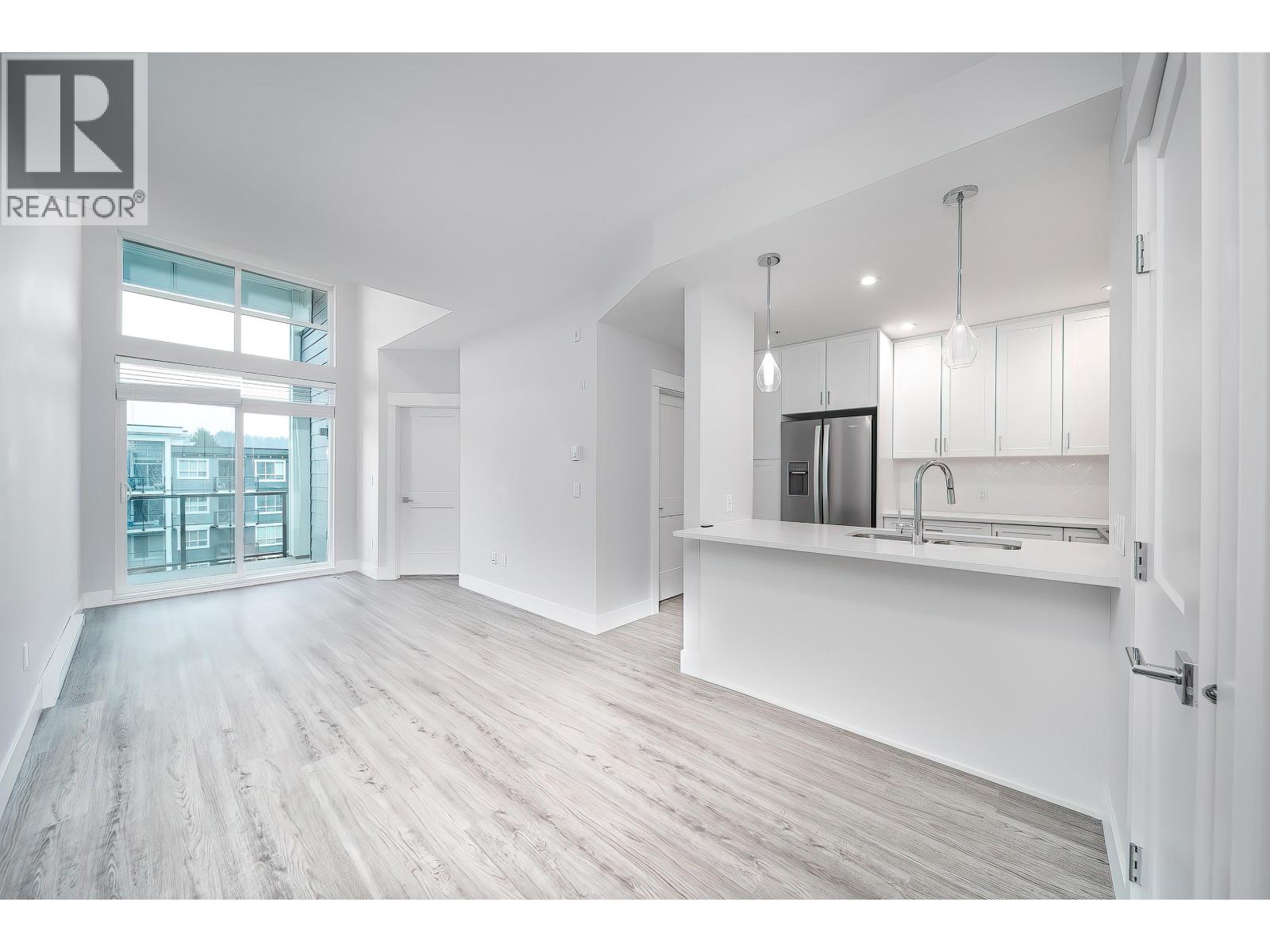 3612 2180 KELLY AVENUE