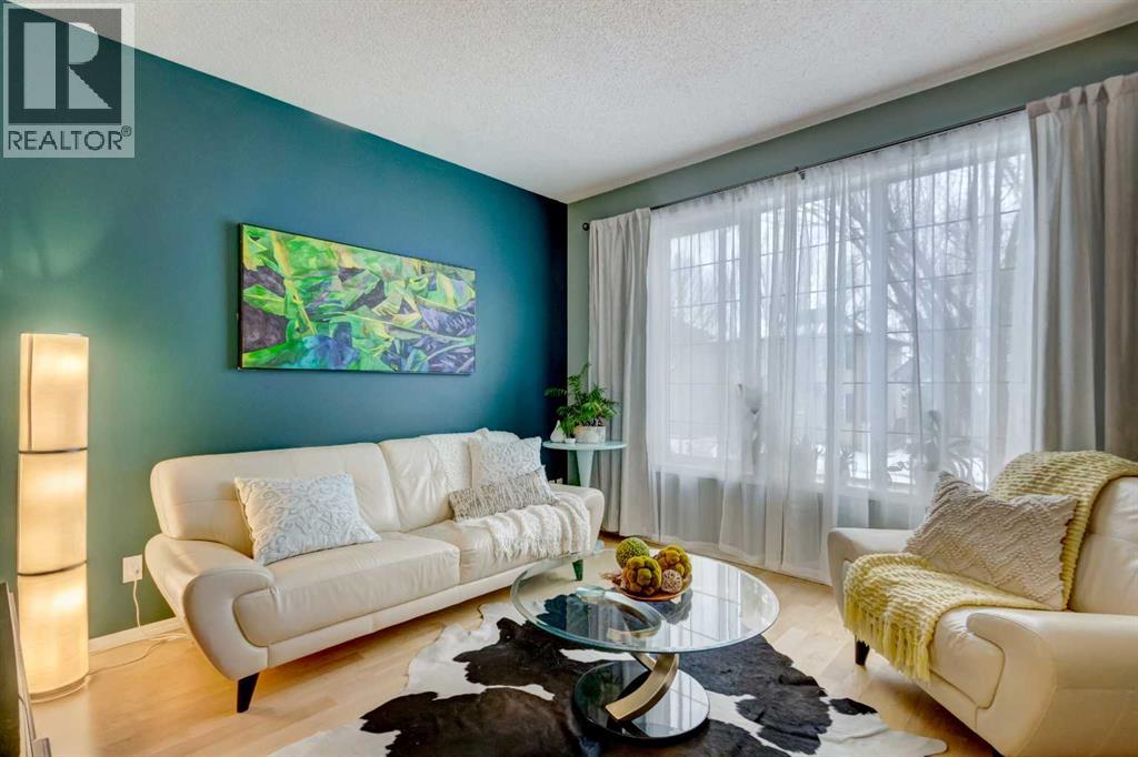 Single Family House Bi-level for Sale in  Elgin Drive SE McKenzie Towne Calgary 