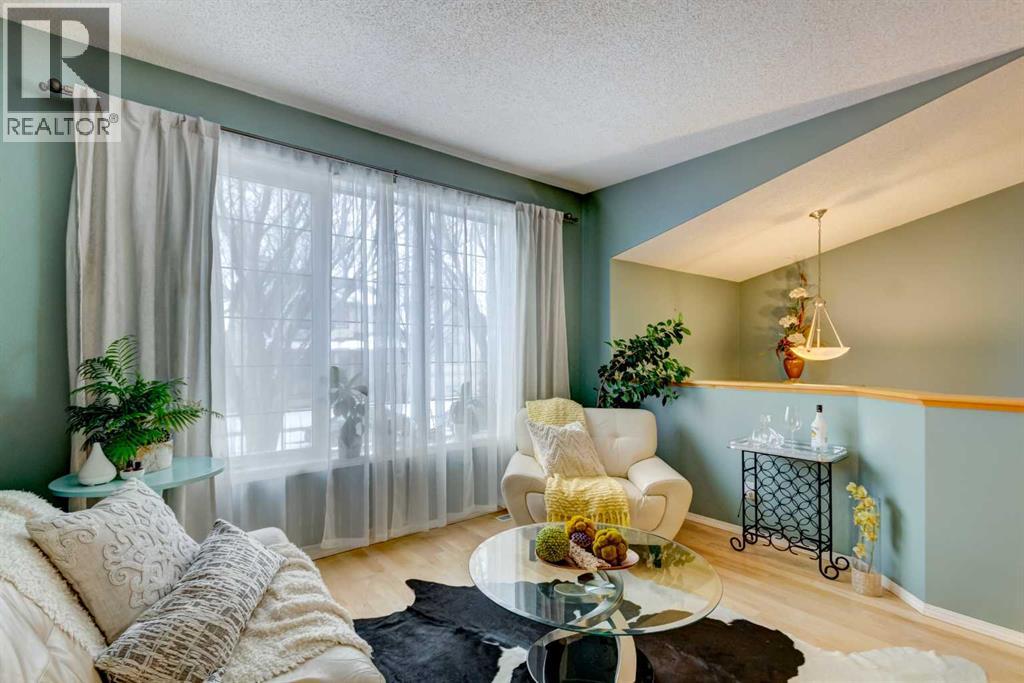 Single Family House Bi-level for Sale in  Elgin Drive SE McKenzie Towne Calgary 