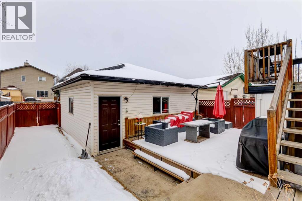 Single Family House Bi-level for Sale in  Elgin Drive SE McKenzie Towne Calgary 