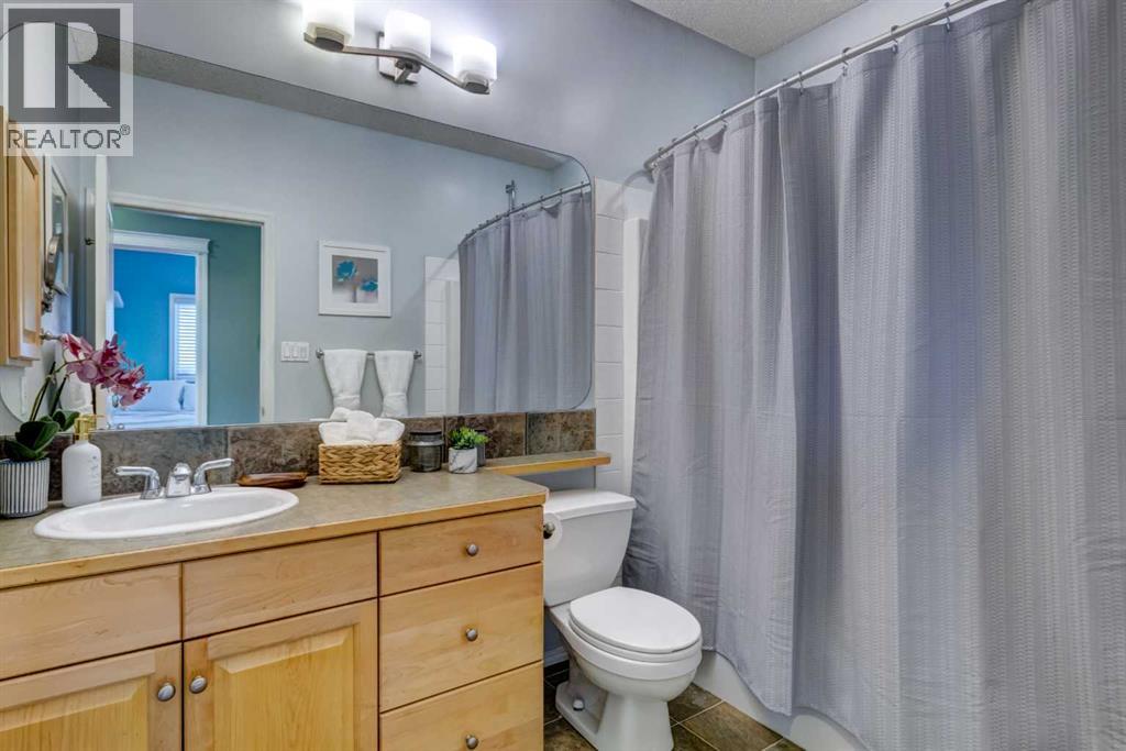 Single Family House Bi-level for Sale in  Elgin Drive SE McKenzie Towne Calgary 