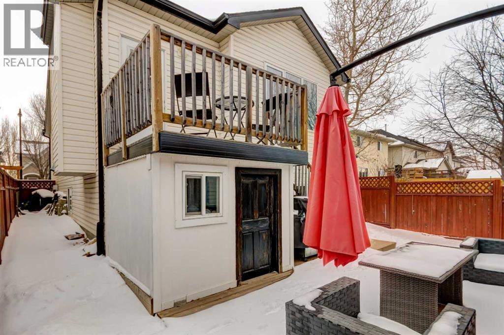 Single Family House Bi-level for Sale in  Elgin Drive SE McKenzie Towne Calgary 