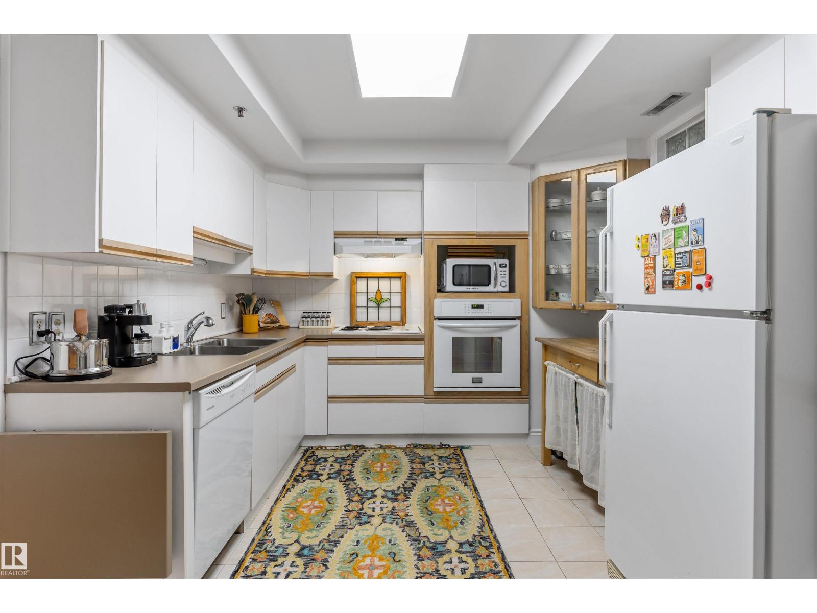 #205 9131 99 ST NW, Edmonton