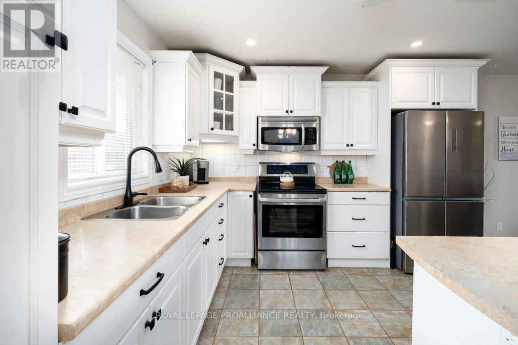27 FOREST VALLEY DRIVE - 12