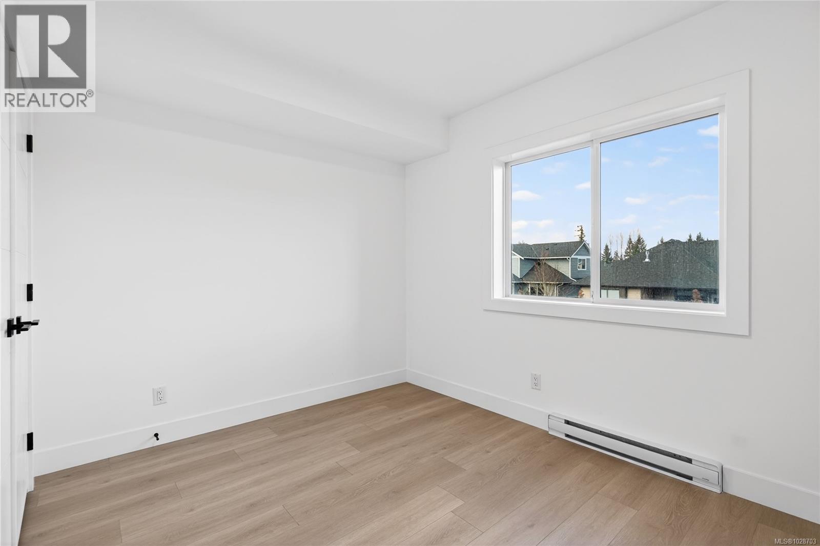 #3 704 BEAVER CREEK BLVD - 16