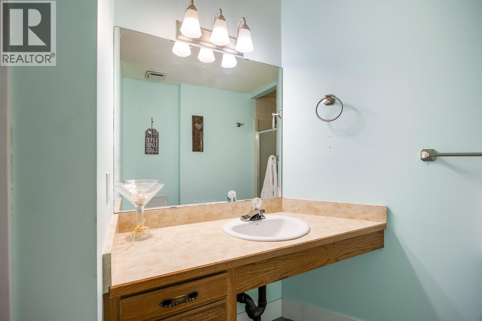 15085 Sheldon Road, Lake Country