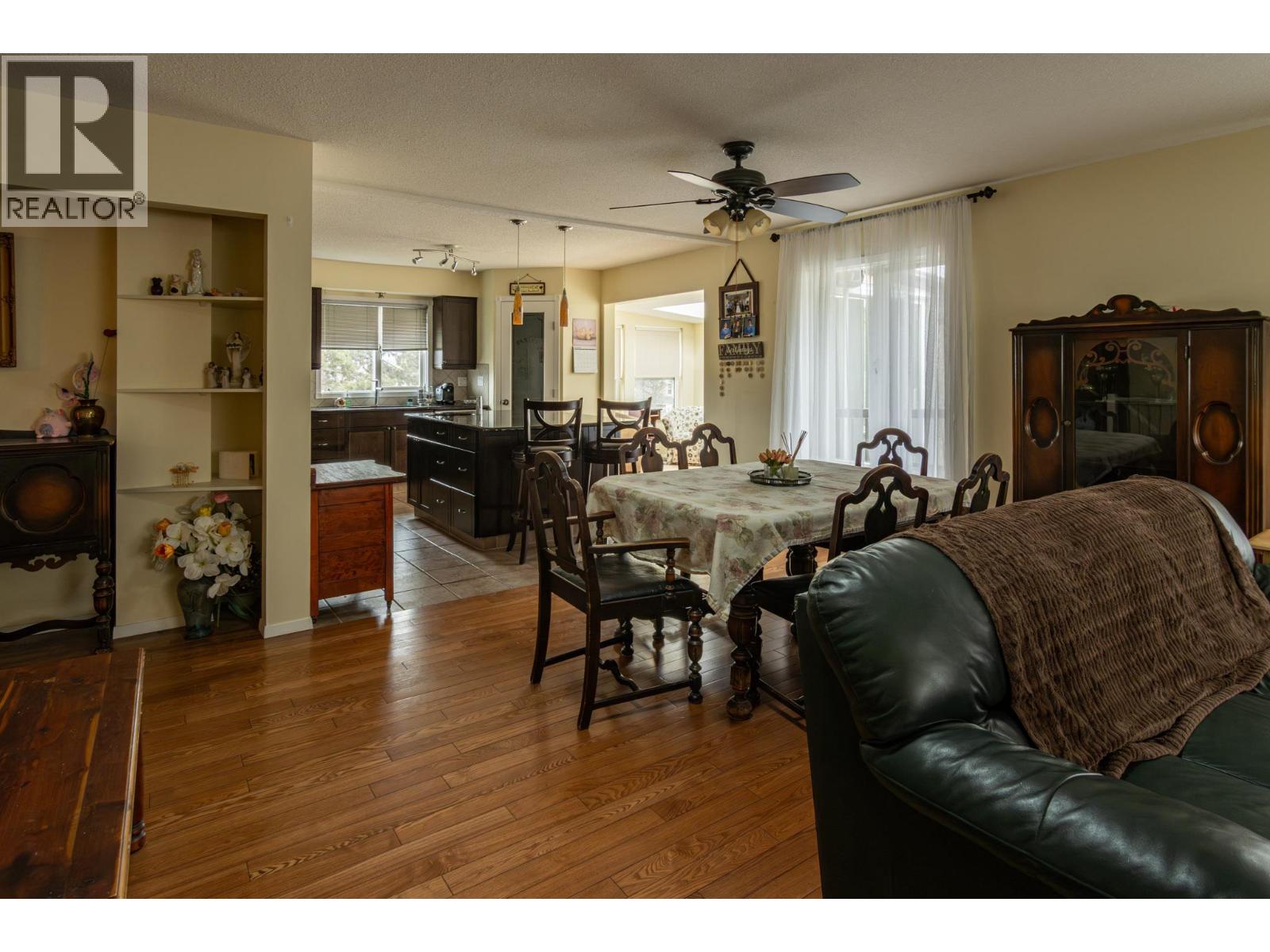 2455 5TH Avenue NE - 6