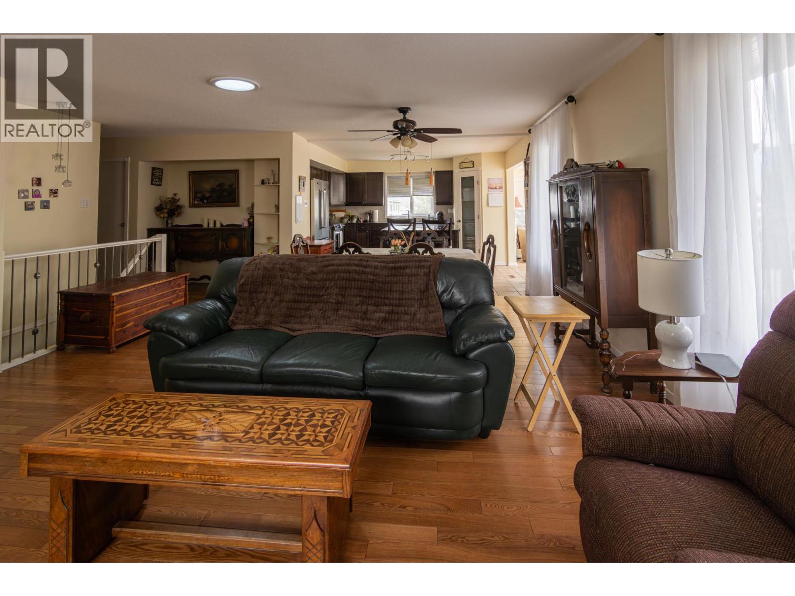 2455 5TH AVENUE NE - 5