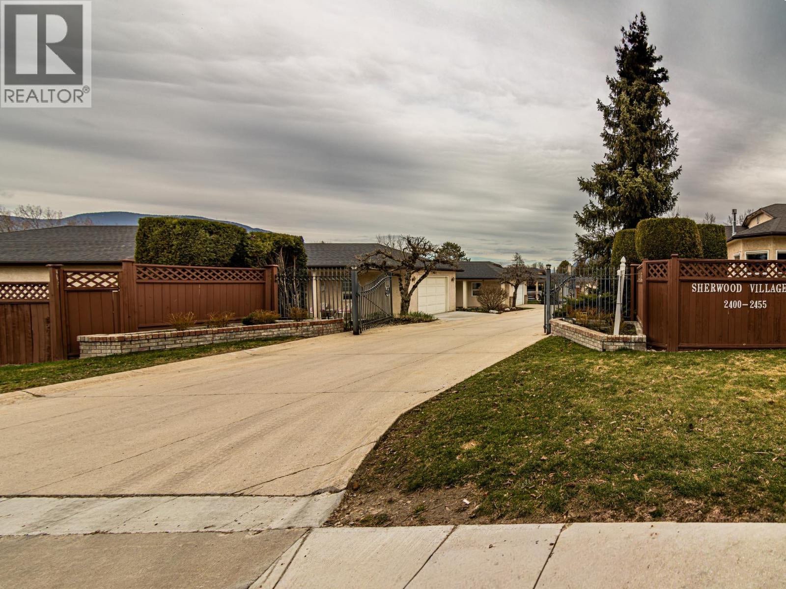 2455 5TH Avenue NE - 49