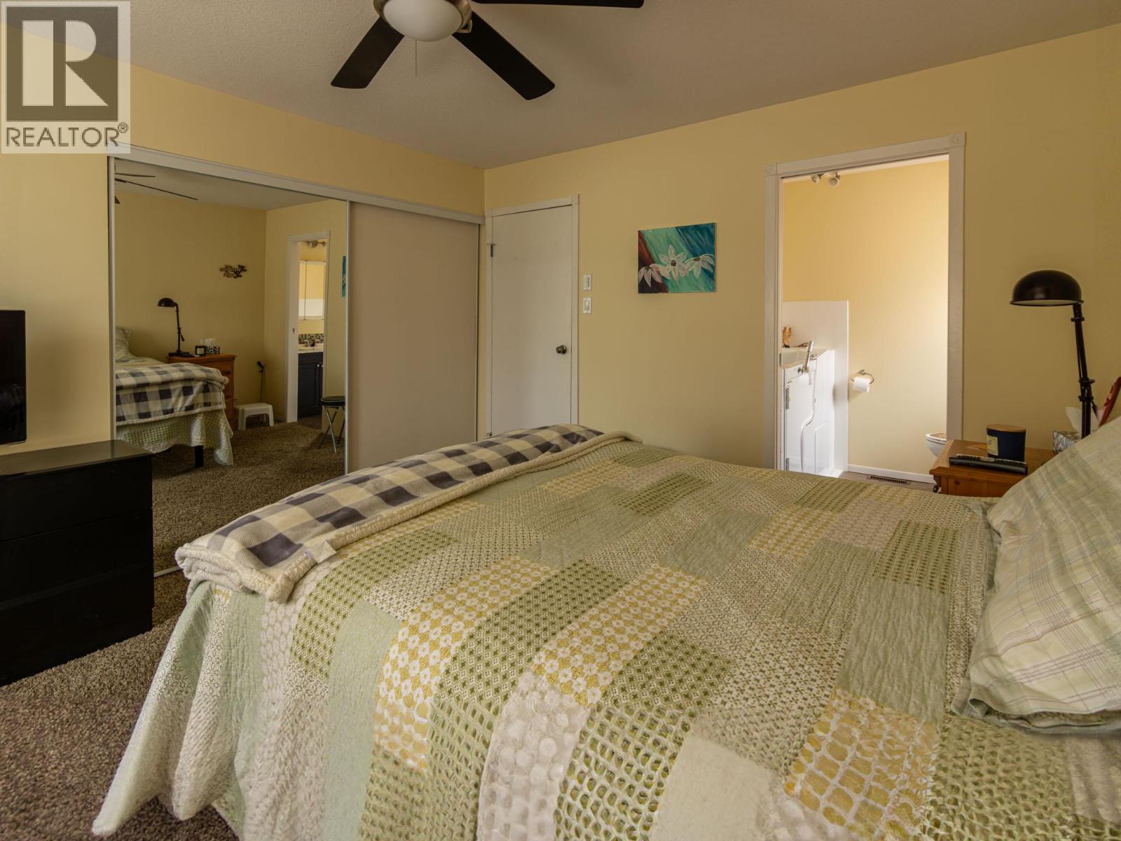 2455 5TH AVENUE NE - 18