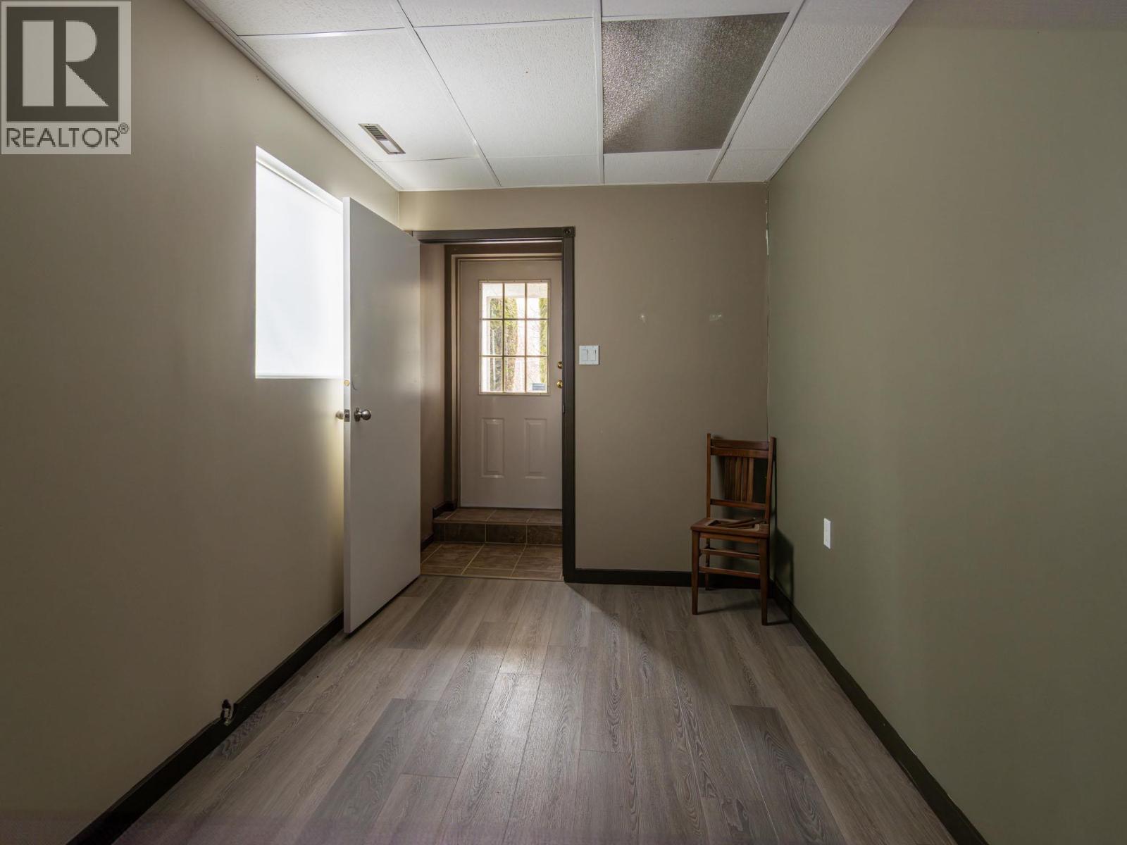 2455 5TH AVENUE NE - 27