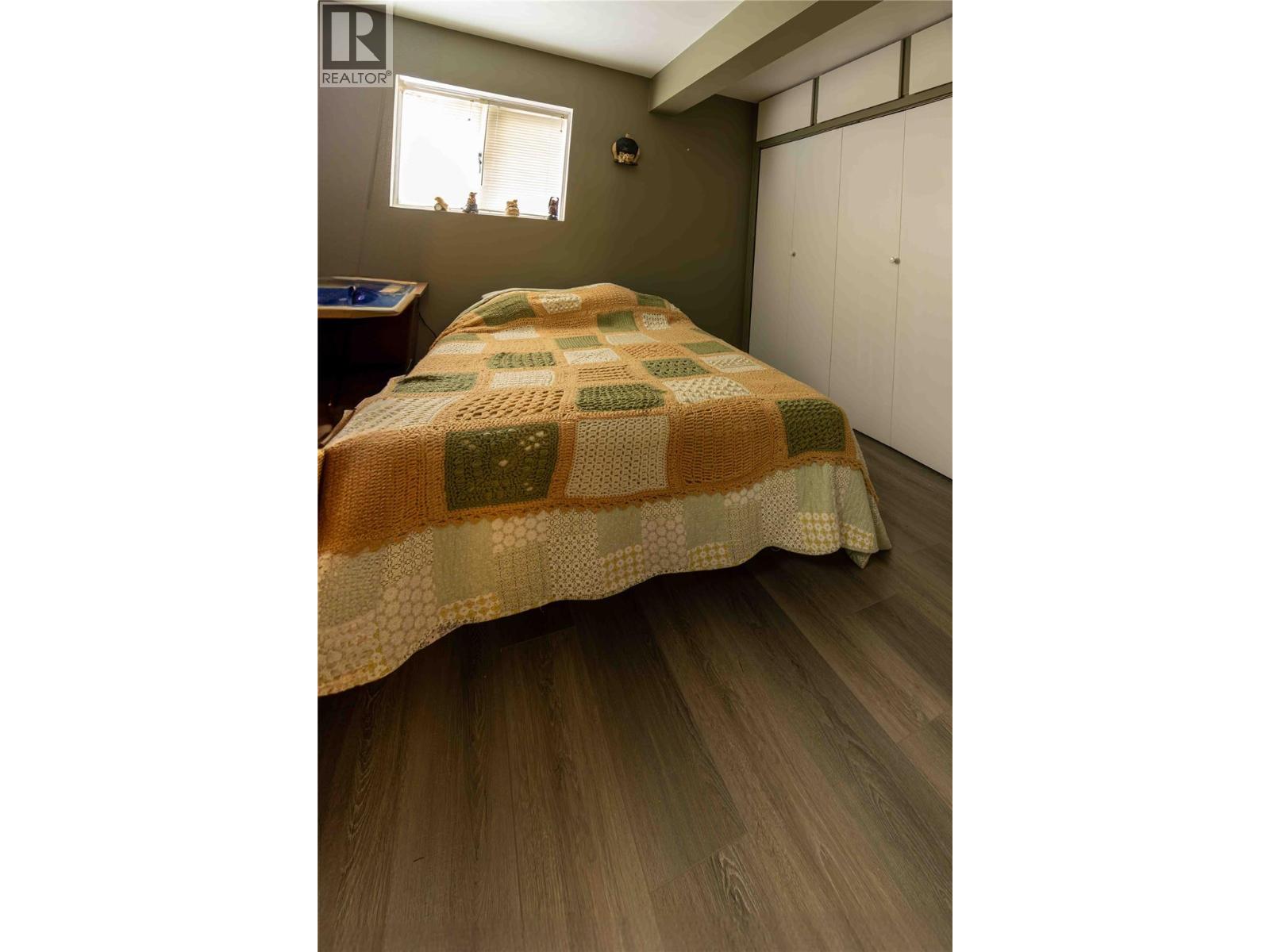 2455 5TH AVENUE NE - 38