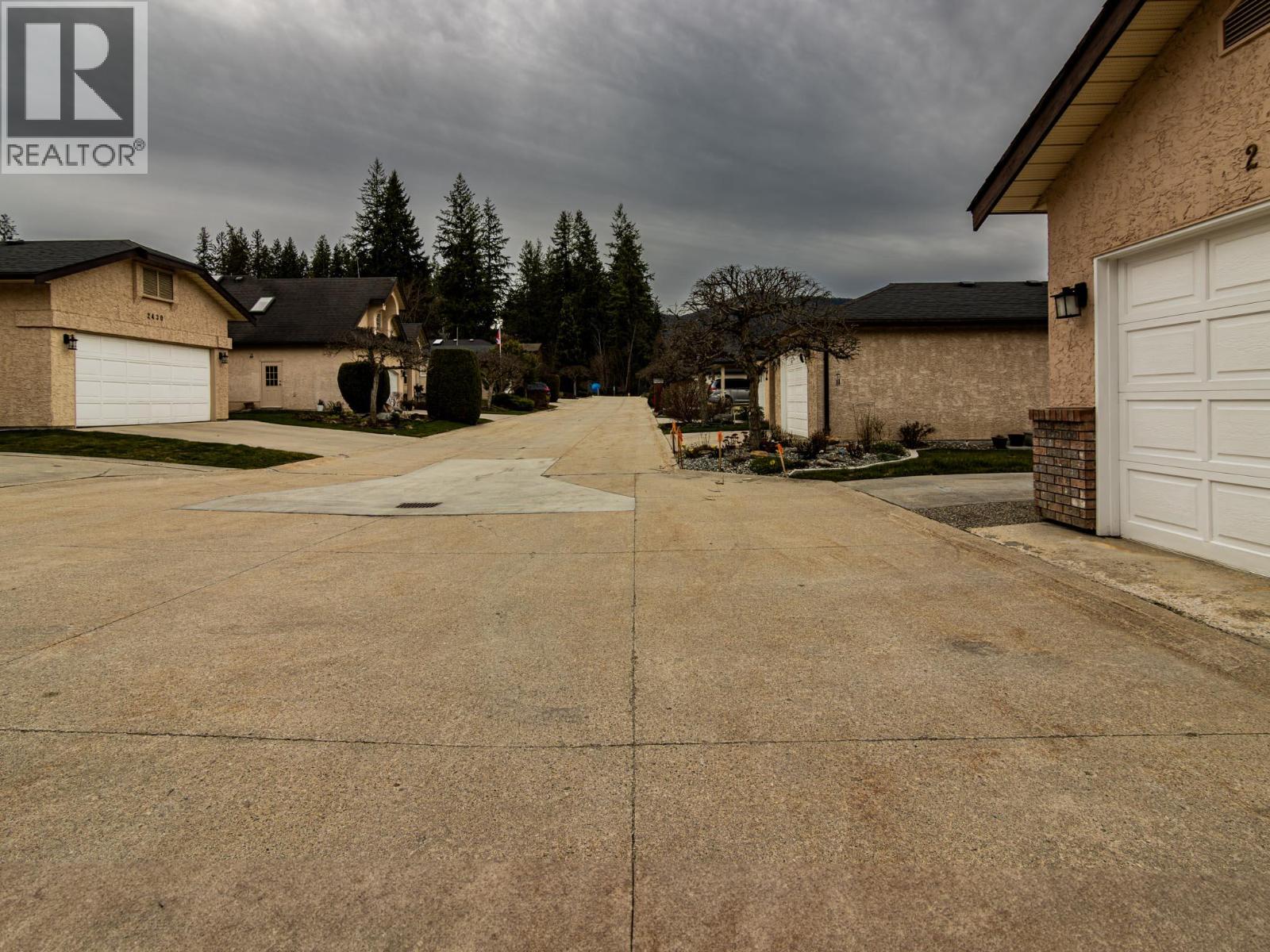 2455 5TH AVENUE NE - 48