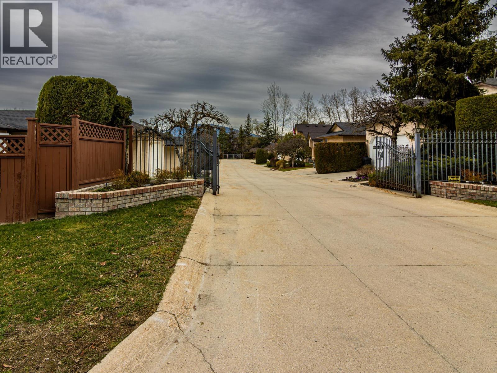 2455 5TH Avenue NE - 50
