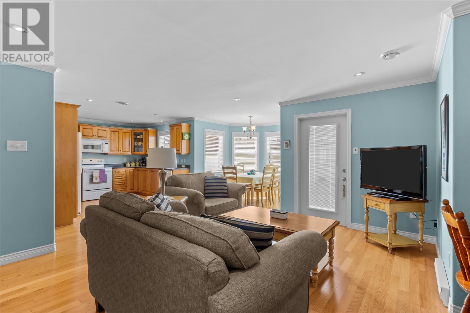 9 COULTAS STREET - 11