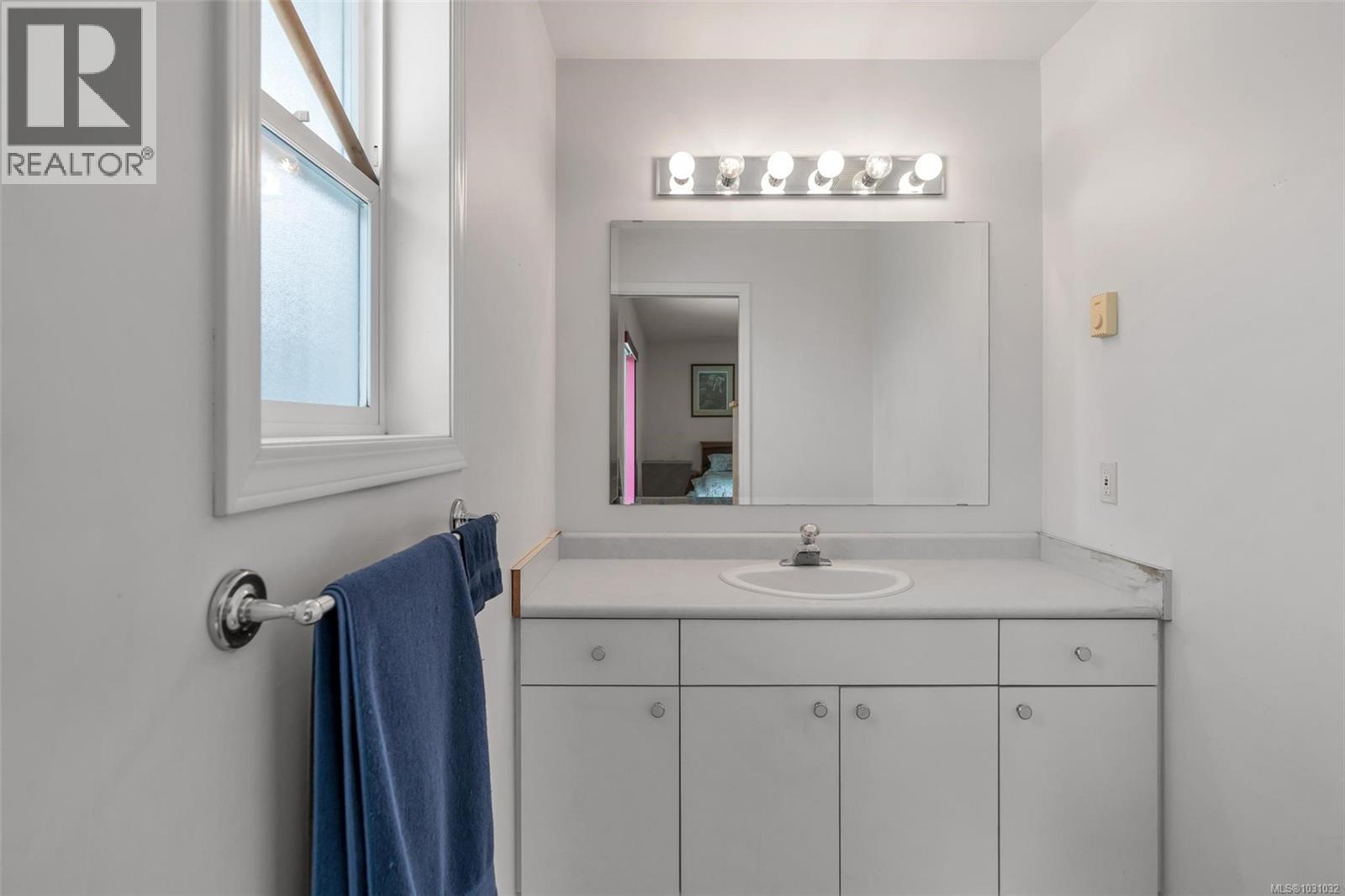 2961 Phillips Rd, Duncan