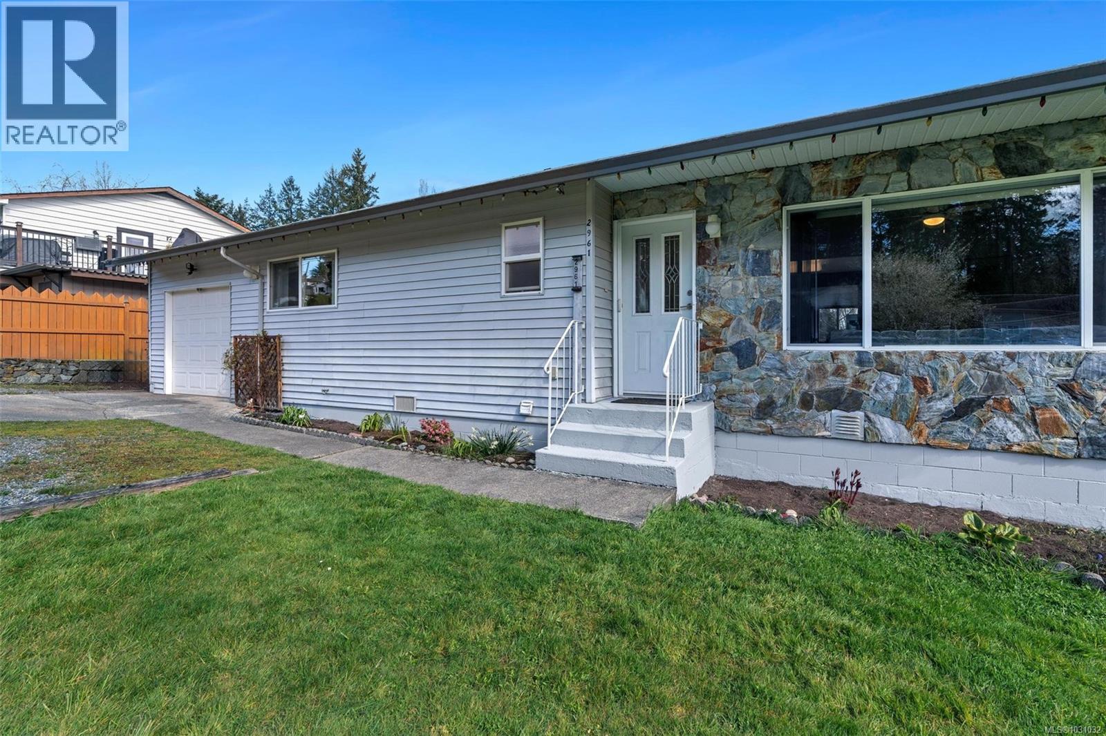 2961 Phillips Rd, Duncan