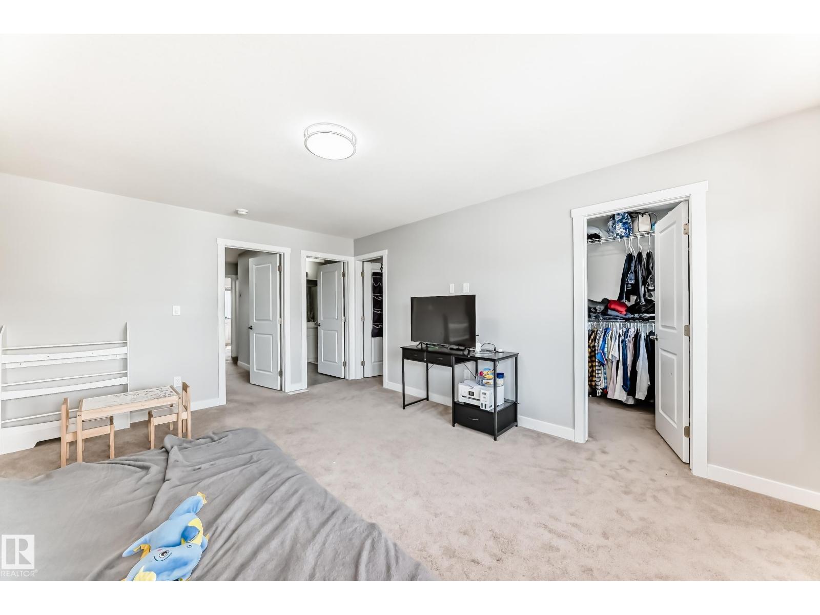 19635 29 AV NW, Edmonton