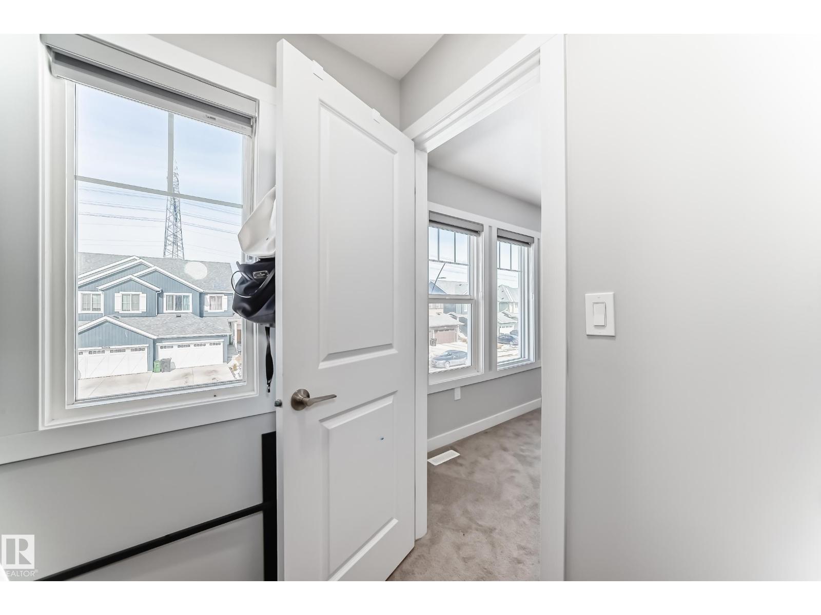 19635 29 AV NW, Edmonton