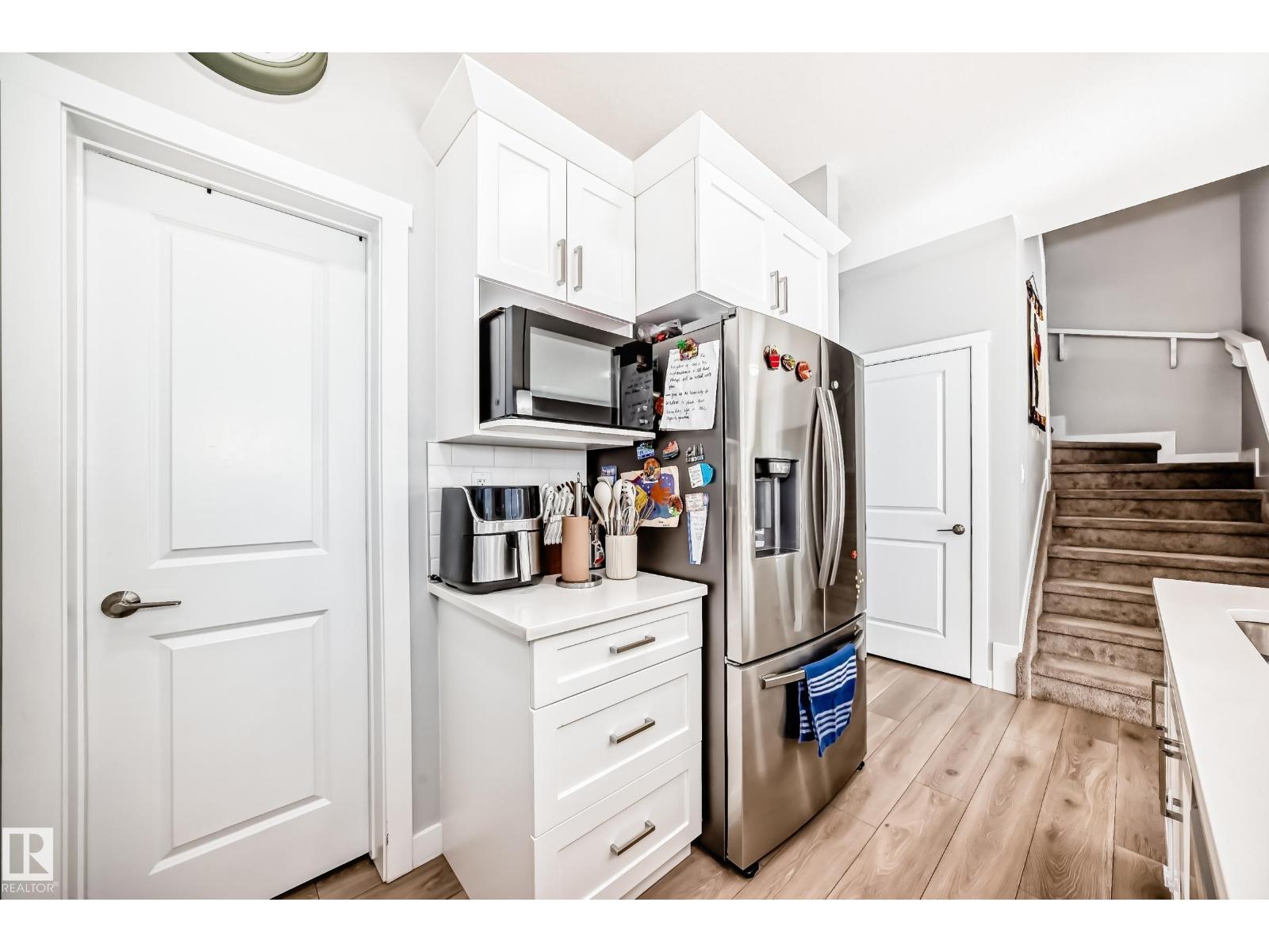 19635 29 AV NW, Edmonton