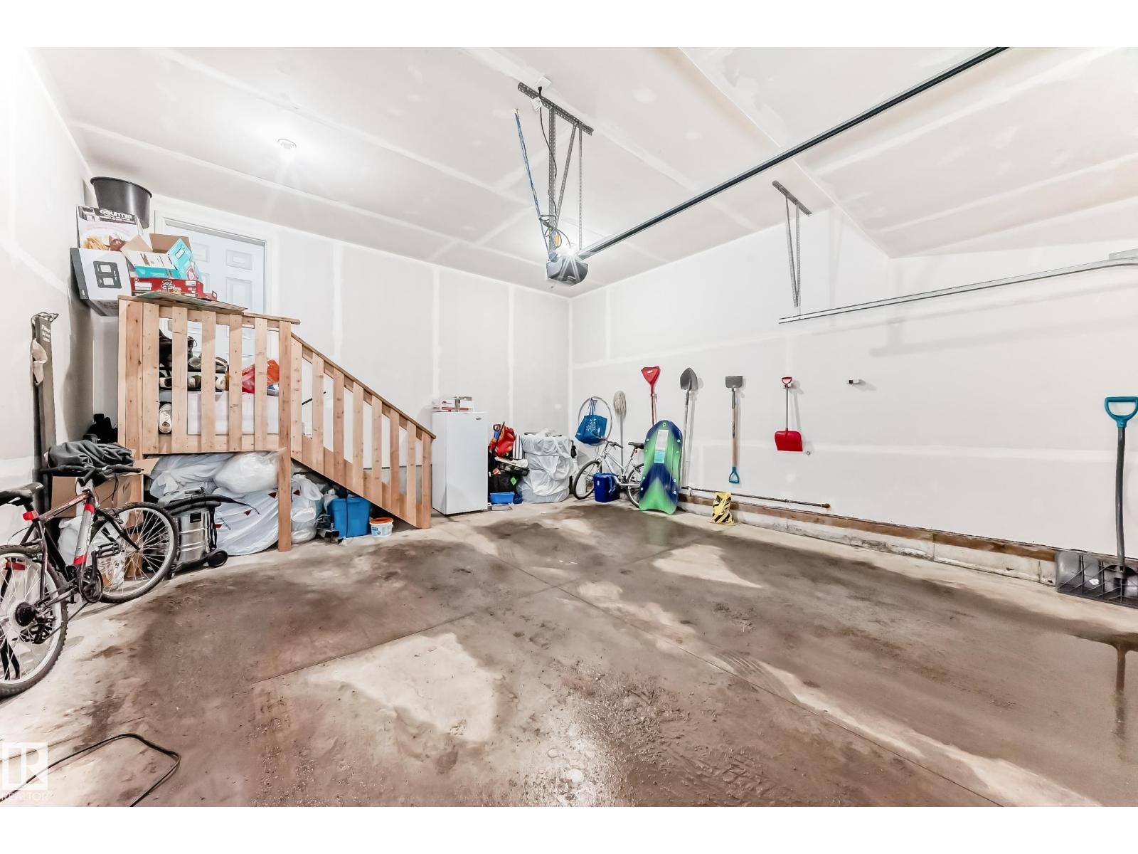 19635 29 AV NW, Edmonton