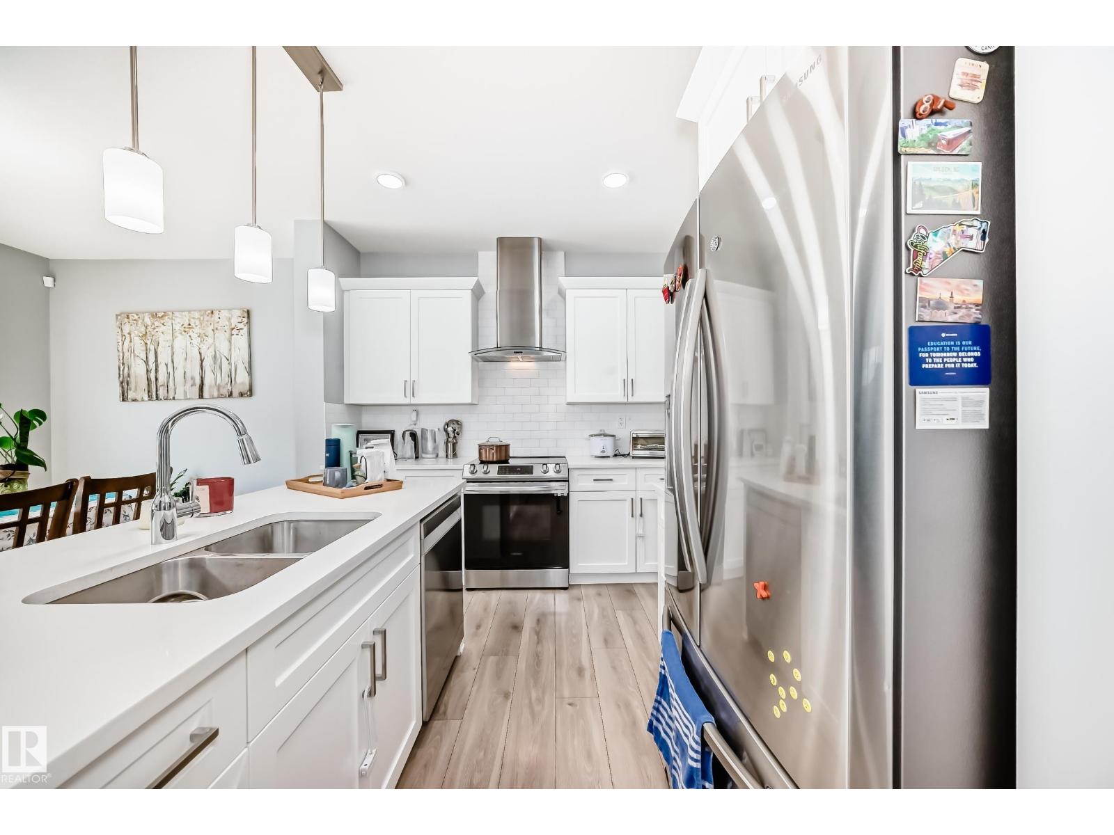 19635 29 AV NW, Edmonton