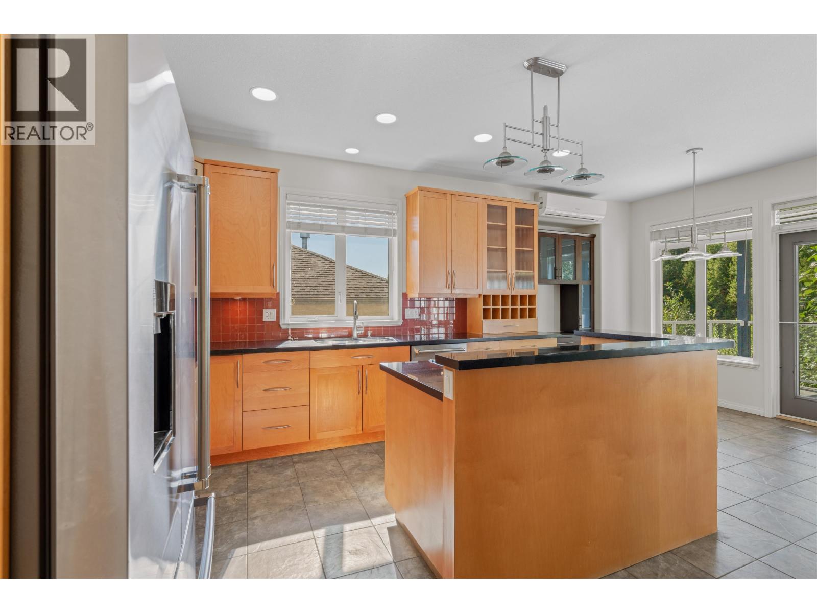 2329 MCTAVISH ROAD - 13