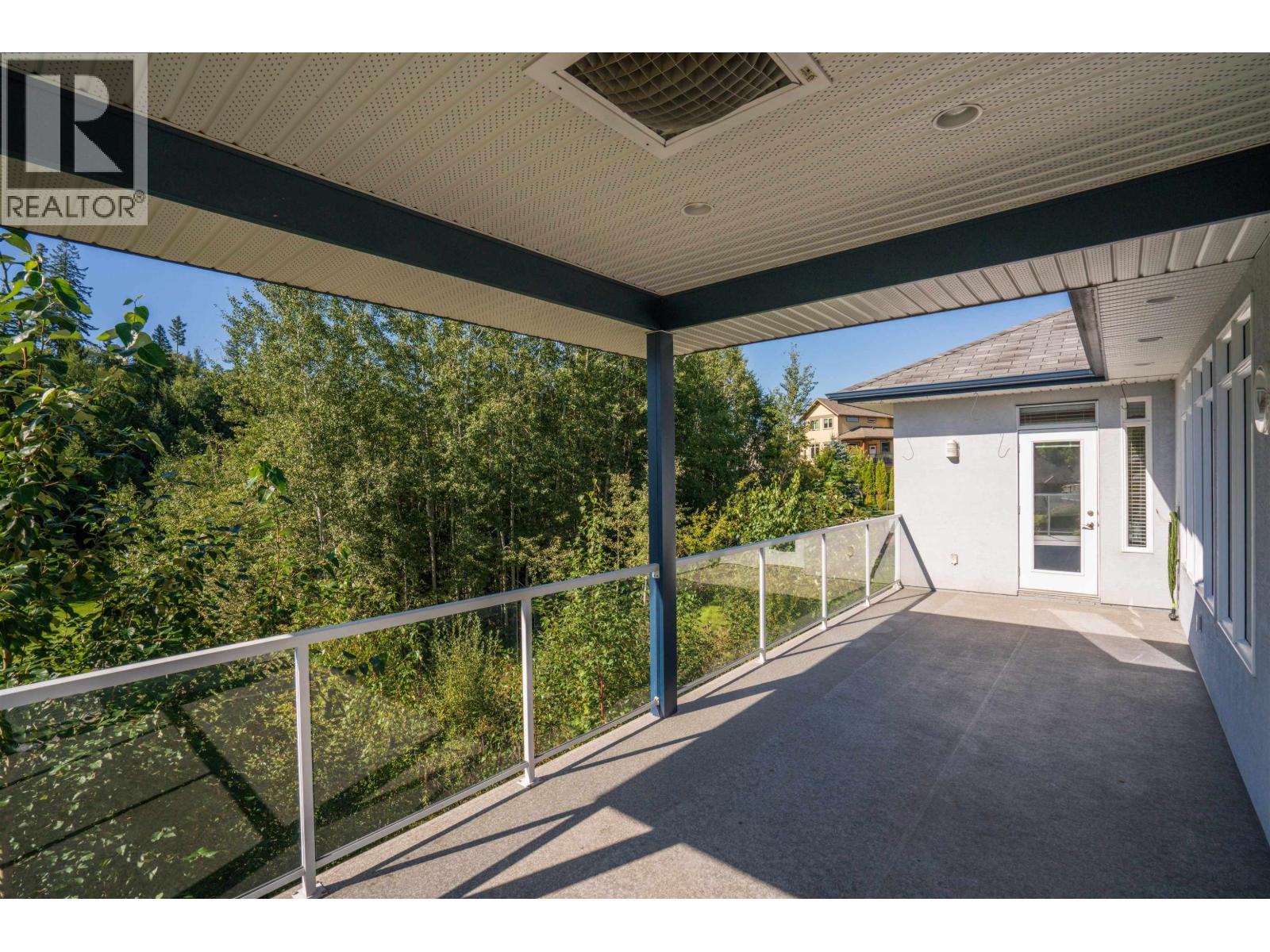 2329 MCTAVISH ROAD - 18