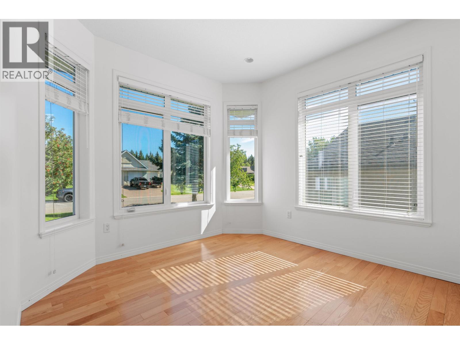 2329 MCTAVISH ROAD - 28