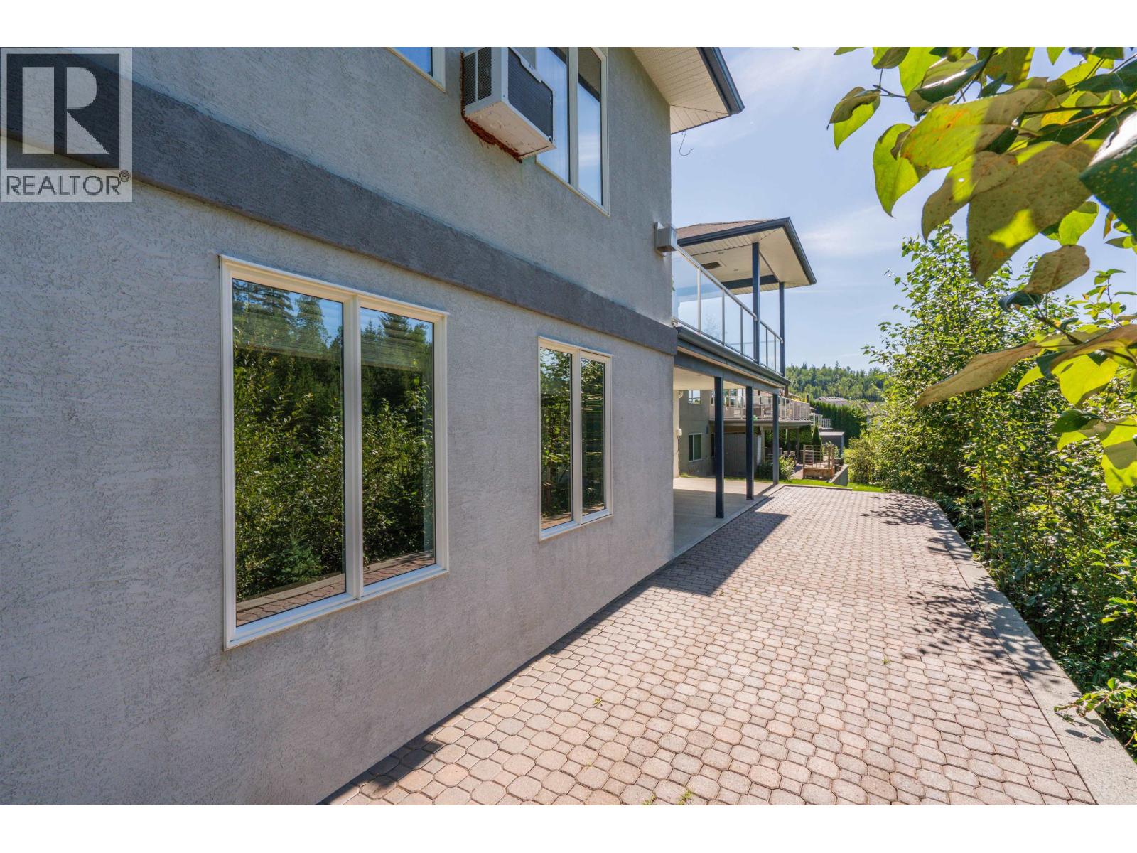 2329 MCTAVISH ROAD - 7