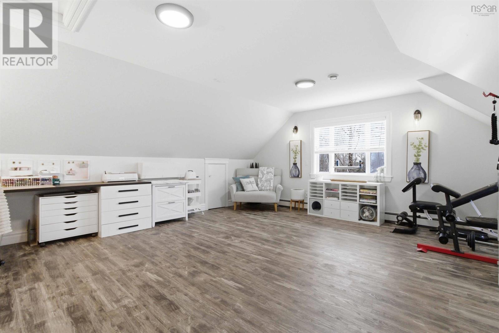 Property 20 of 49 of 301 Preakness Crescent