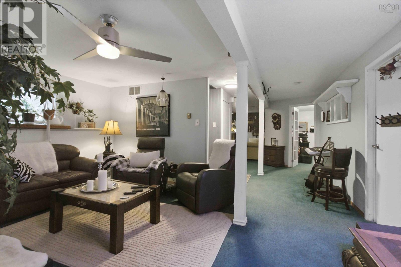 Property 29 of 48 of 66 Parkwood Drive Drive