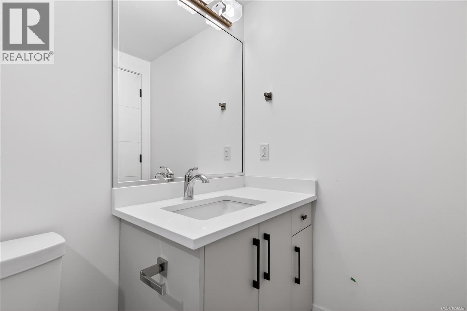 #2 704 Beaver Creek Blvd - 16