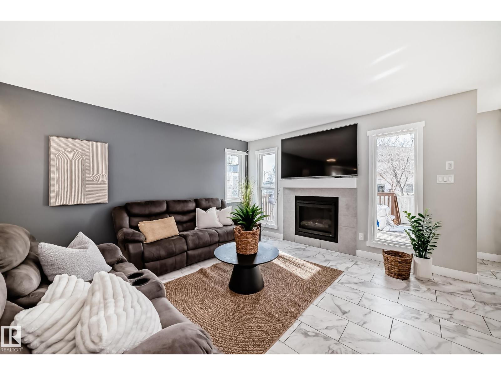 4404 6 ST NW, Edmonton