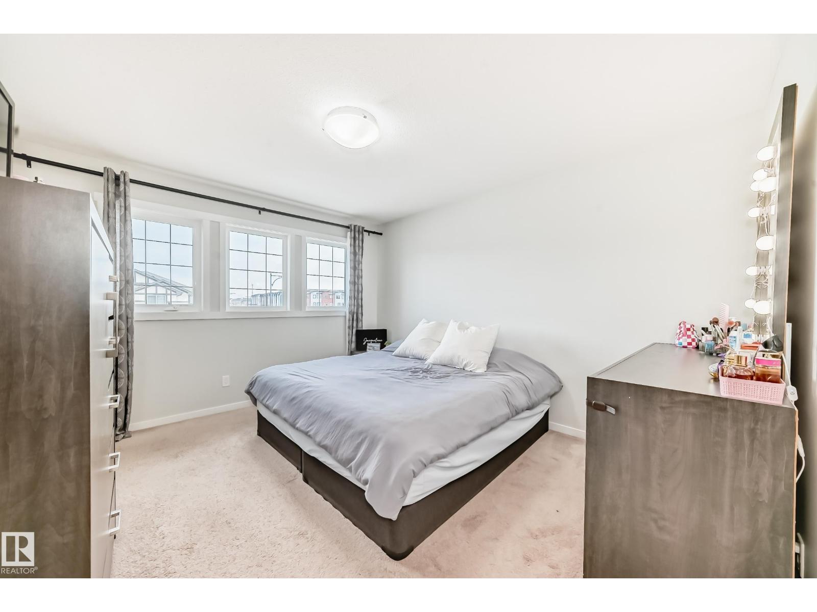 4404 6 ST NW, Edmonton