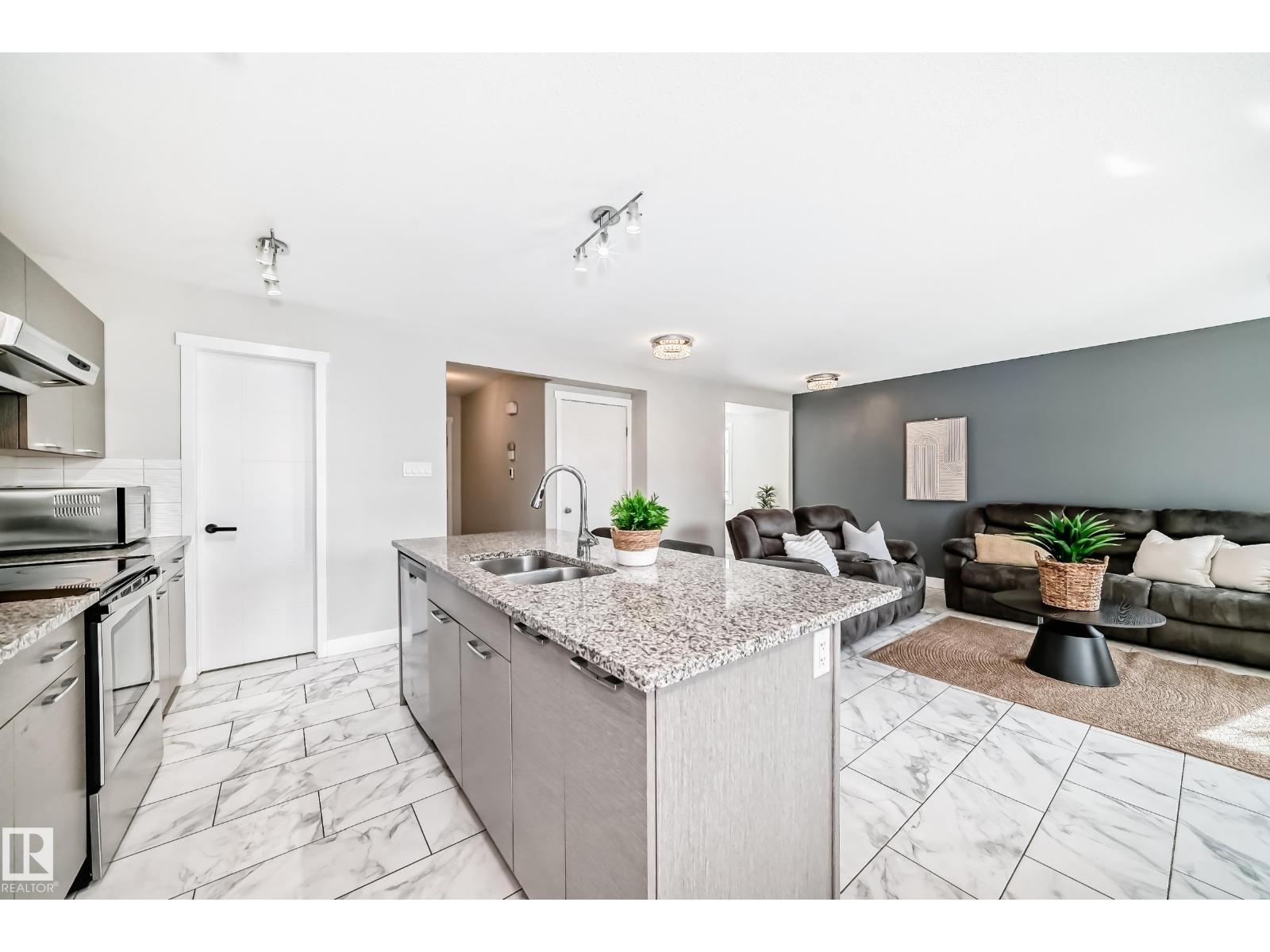 4404 6 ST NW, Edmonton